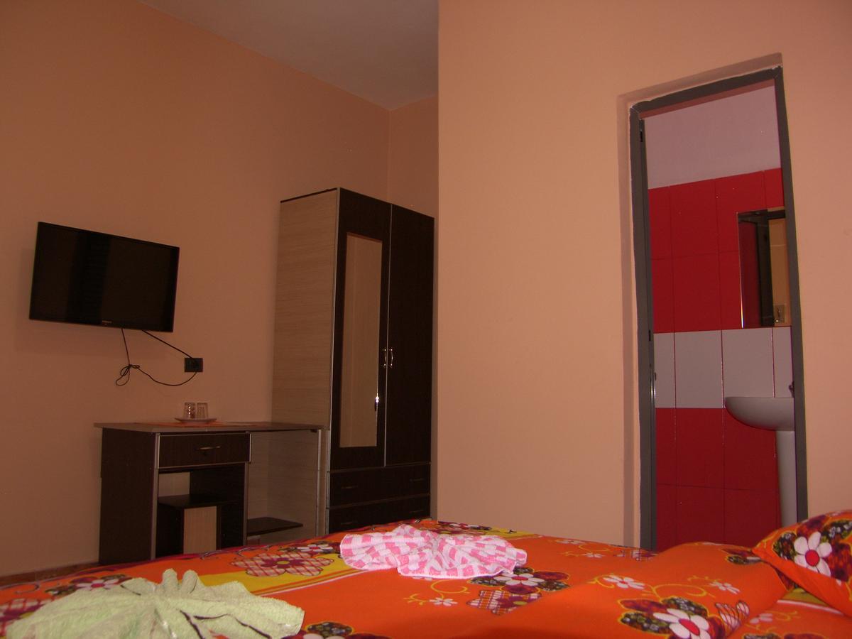 Shkodra Hotel 外观 照片