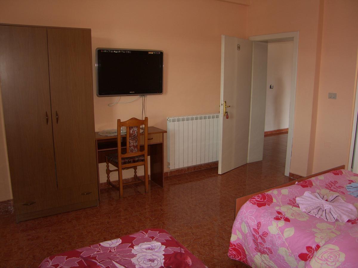 Shkodra Hotel 外观 照片