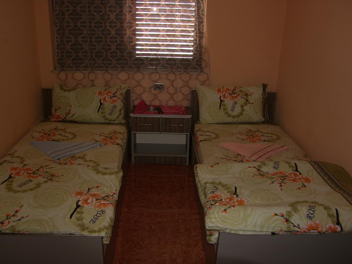 Shkodra Hotel 外观 照片