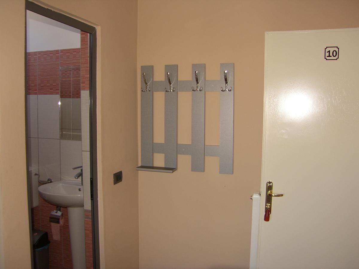 Shkodra Hotel 外观 照片