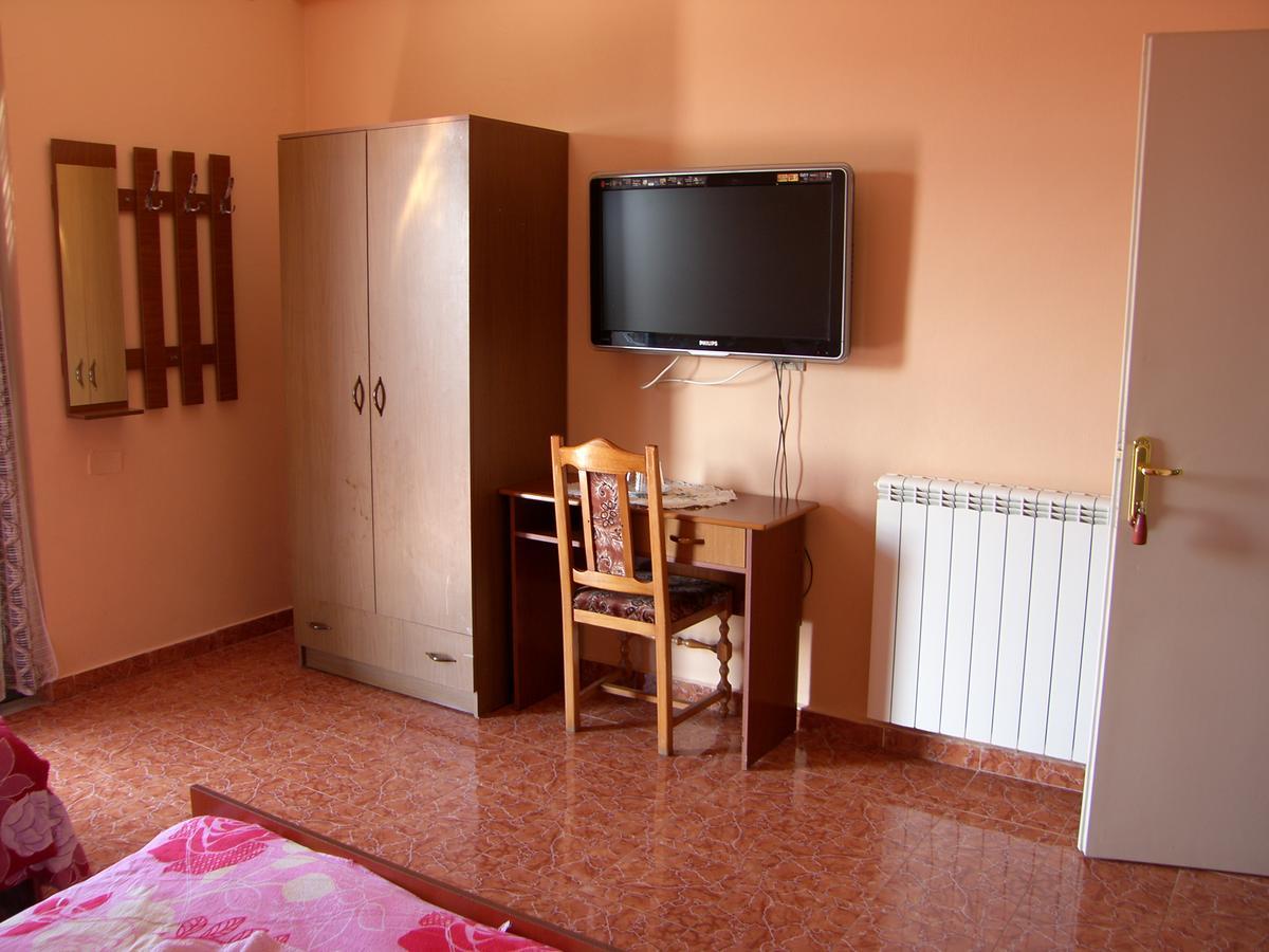 Shkodra Hotel 外观 照片