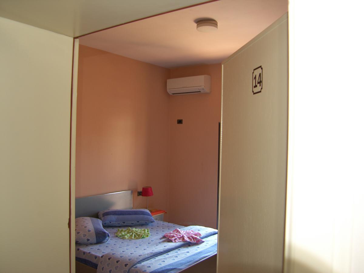 Shkodra Hotel 外观 照片